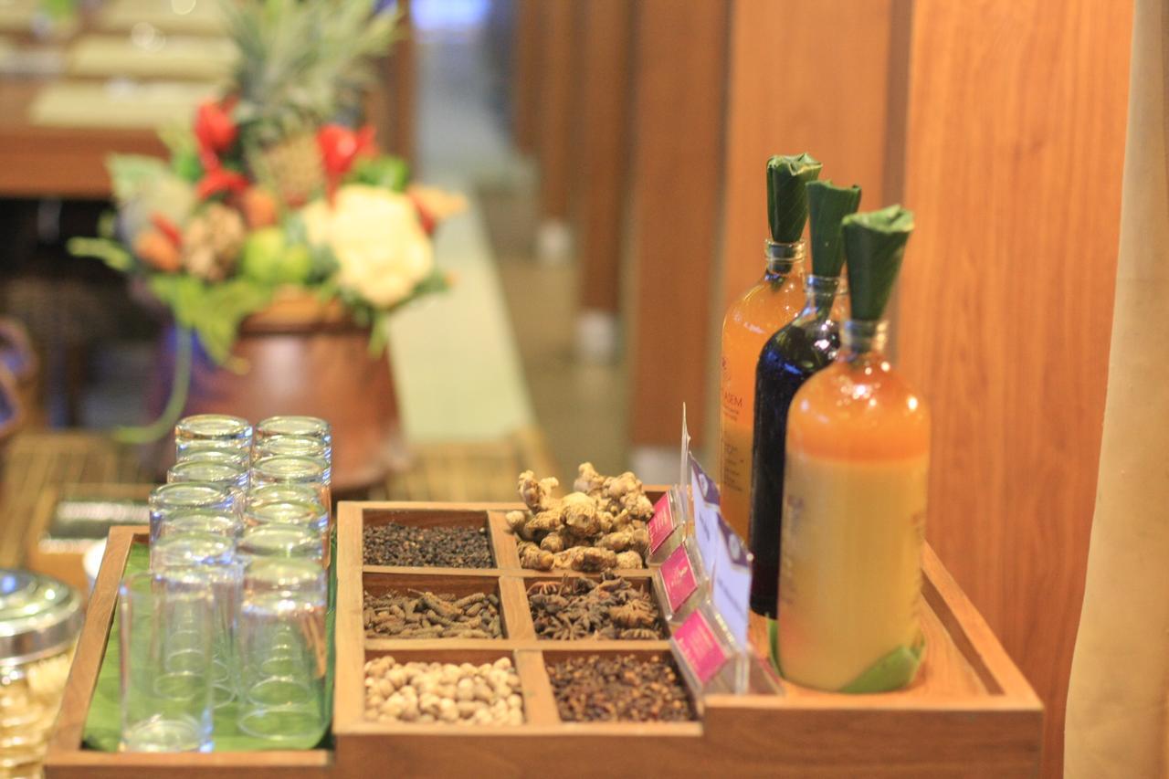 Crystal Lotus Hotel Yogyakarta Melati Εξωτερικό φωτογραφία